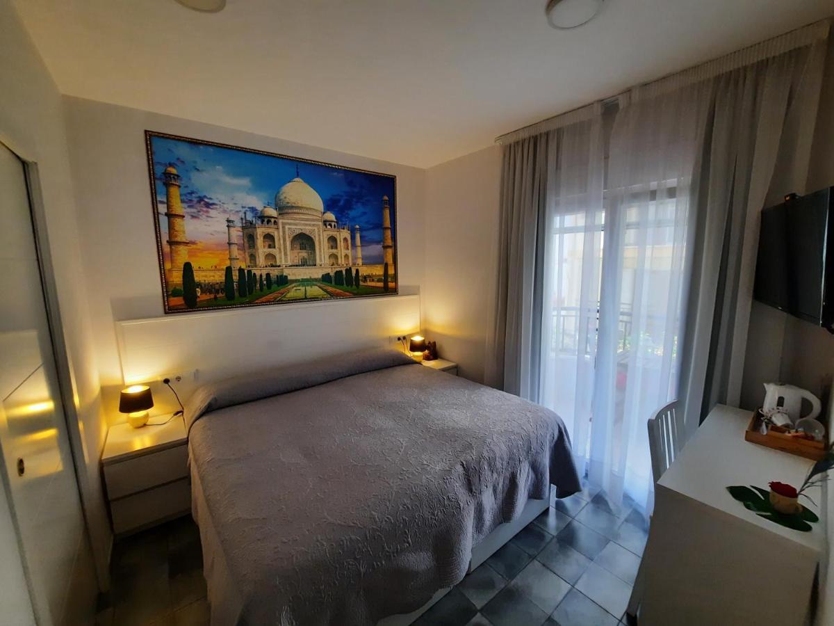 Hotel Maravillas Del Mundo Calpe Room photo